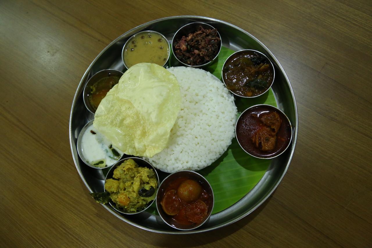 Hotel Park Residency Calicut Exteriör bild