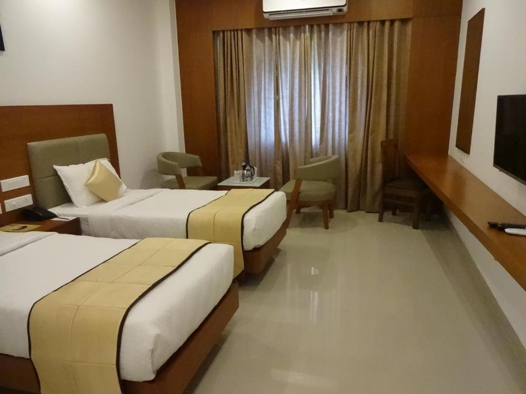 Hotel Park Residency Calicut Exteriör bild