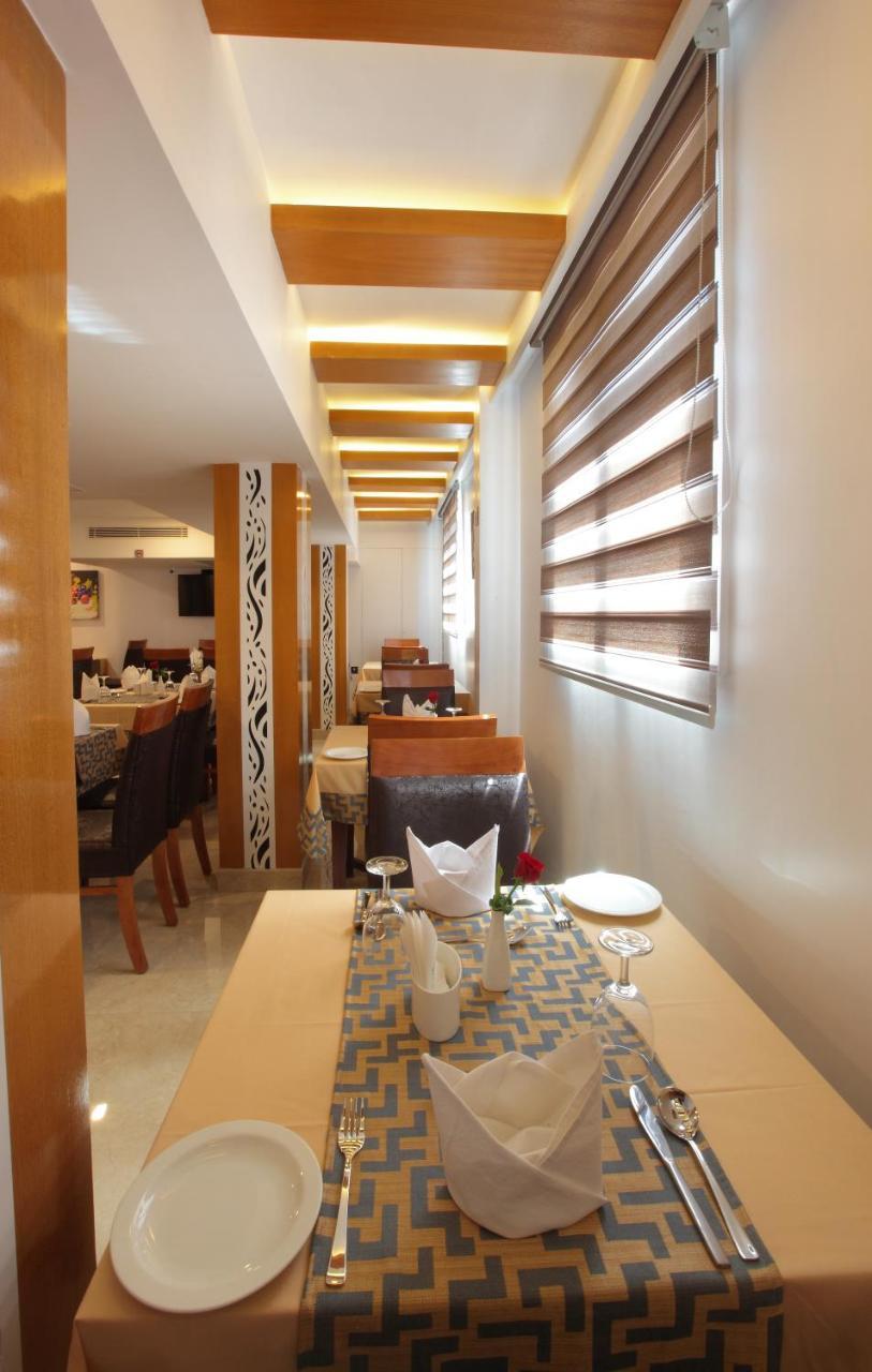 Hotel Park Residency Calicut Exteriör bild