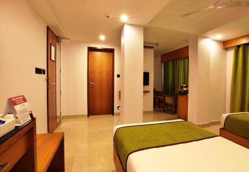Hotel Park Residency Calicut Exteriör bild