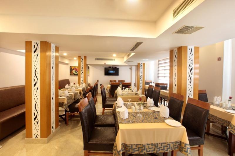 Hotel Park Residency Calicut Exteriör bild